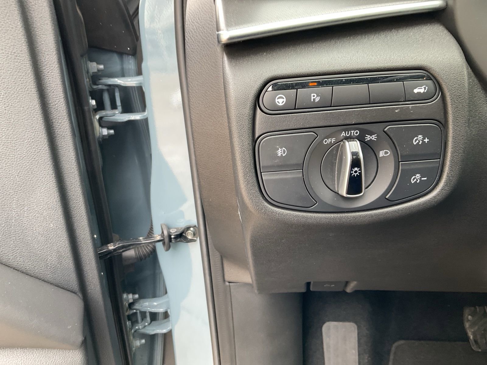 Used 2024 INFINITI QX55 Luxe w/ Cargo Package image 12