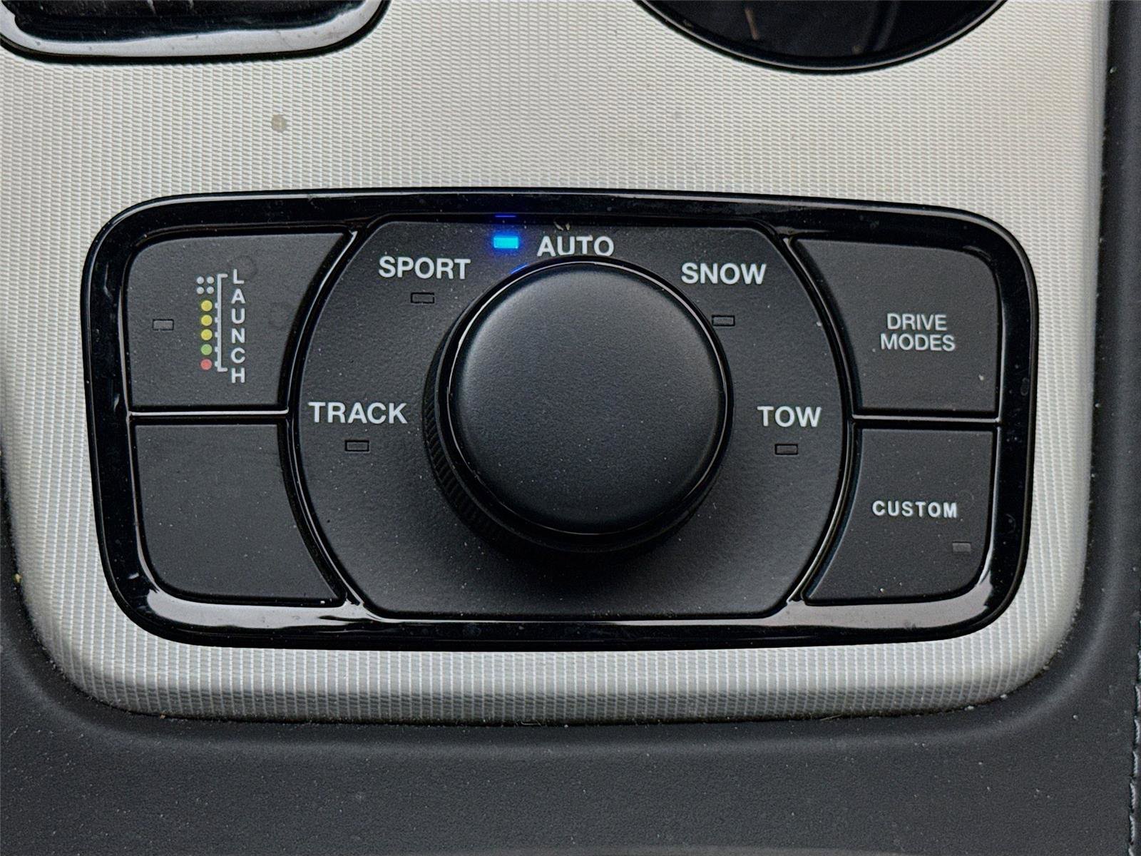 Used 2019 Jeep Grand Cherokee Trackhawk image 10