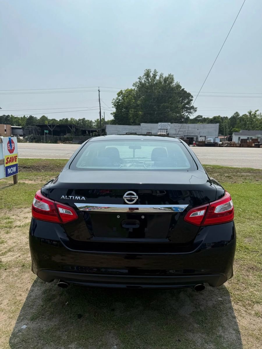 Used 2017 Nissan Altima 2.5 S w/ Power Driver Seat Package image 5