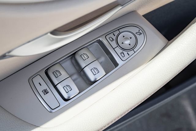 Used 2019 Mercedes-Benz E 450 Cabriolet image 40