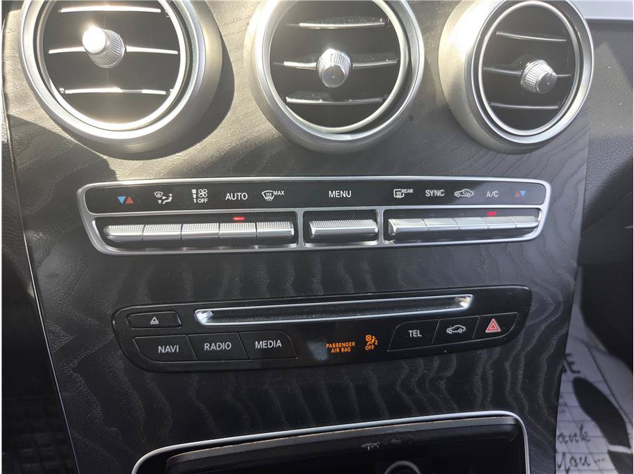 Used 2017 Mercedes-Benz GLC 300 4MATIC image 21