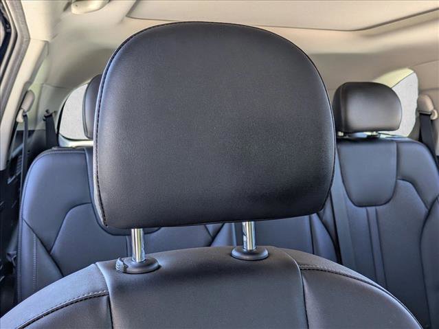 Used 2022 Kia Sorento S w/ Panoramic Sunroof Package image 14