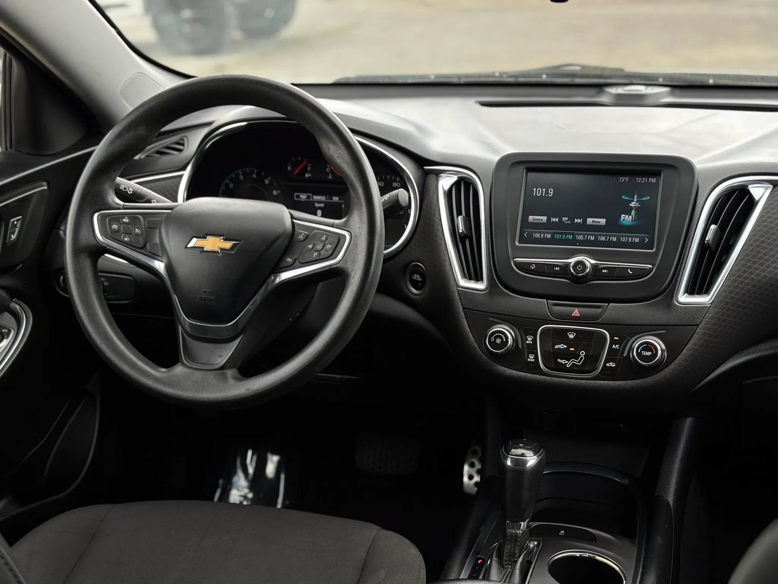 Used 2016 Chevrolet Malibu LT FWD image 19