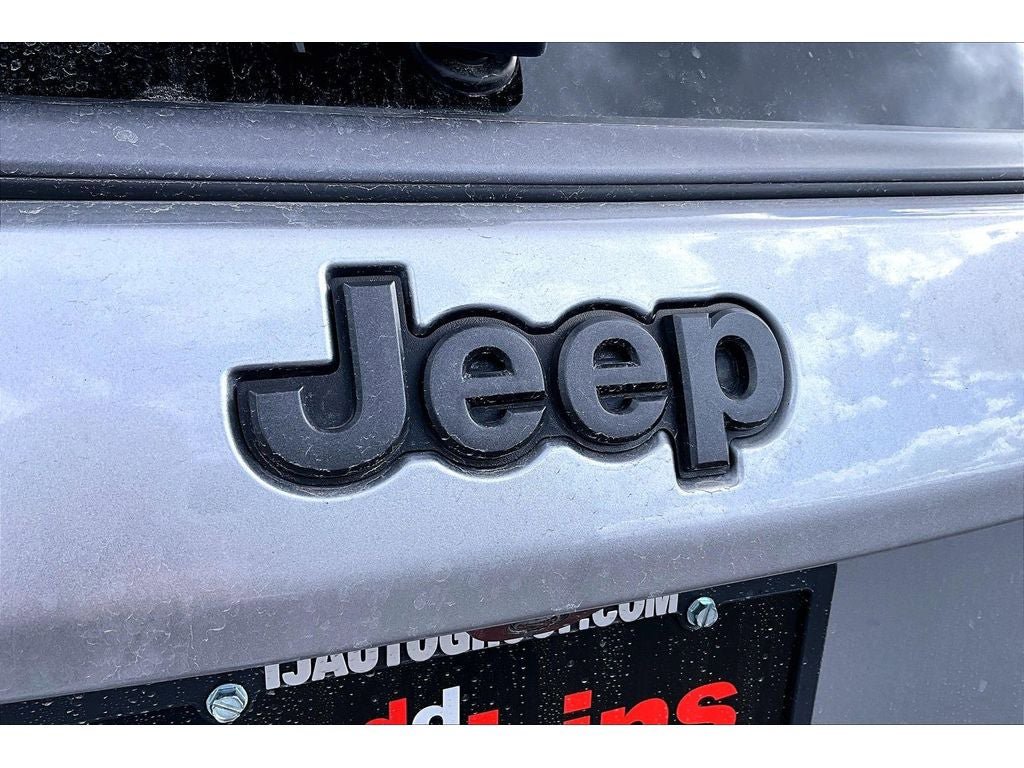 Used 2021 Jeep Compass Trailhawk AWD/4WD image 34