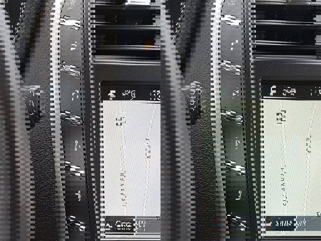 Used 2019 Lincoln MKC Reserve image 16