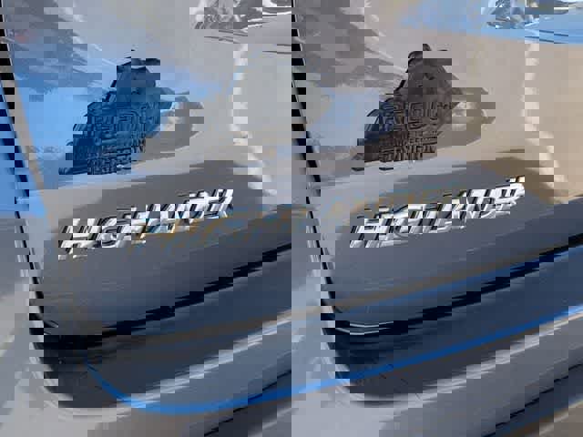 Used 2019 Toyota Highlander XLE image 13