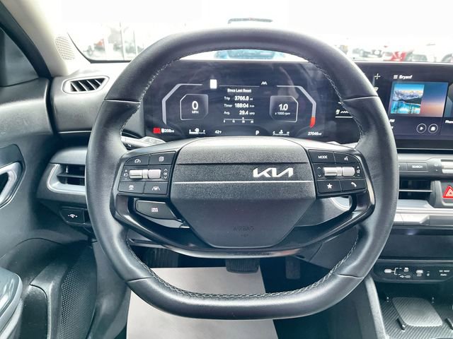 Used 2025 Kia K4 EX image 11