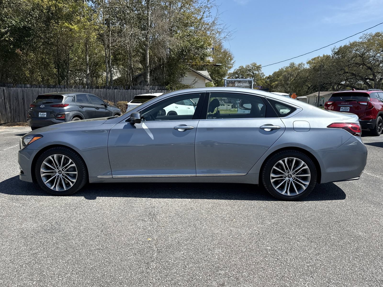 Used 2017 Genesis G80 3.8 w/ Option Group 02 image 2