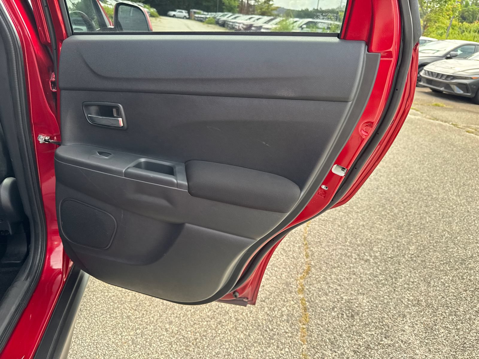 Used 2024 Mitsubishi Outlander Sport ES AWD/4WD image 16