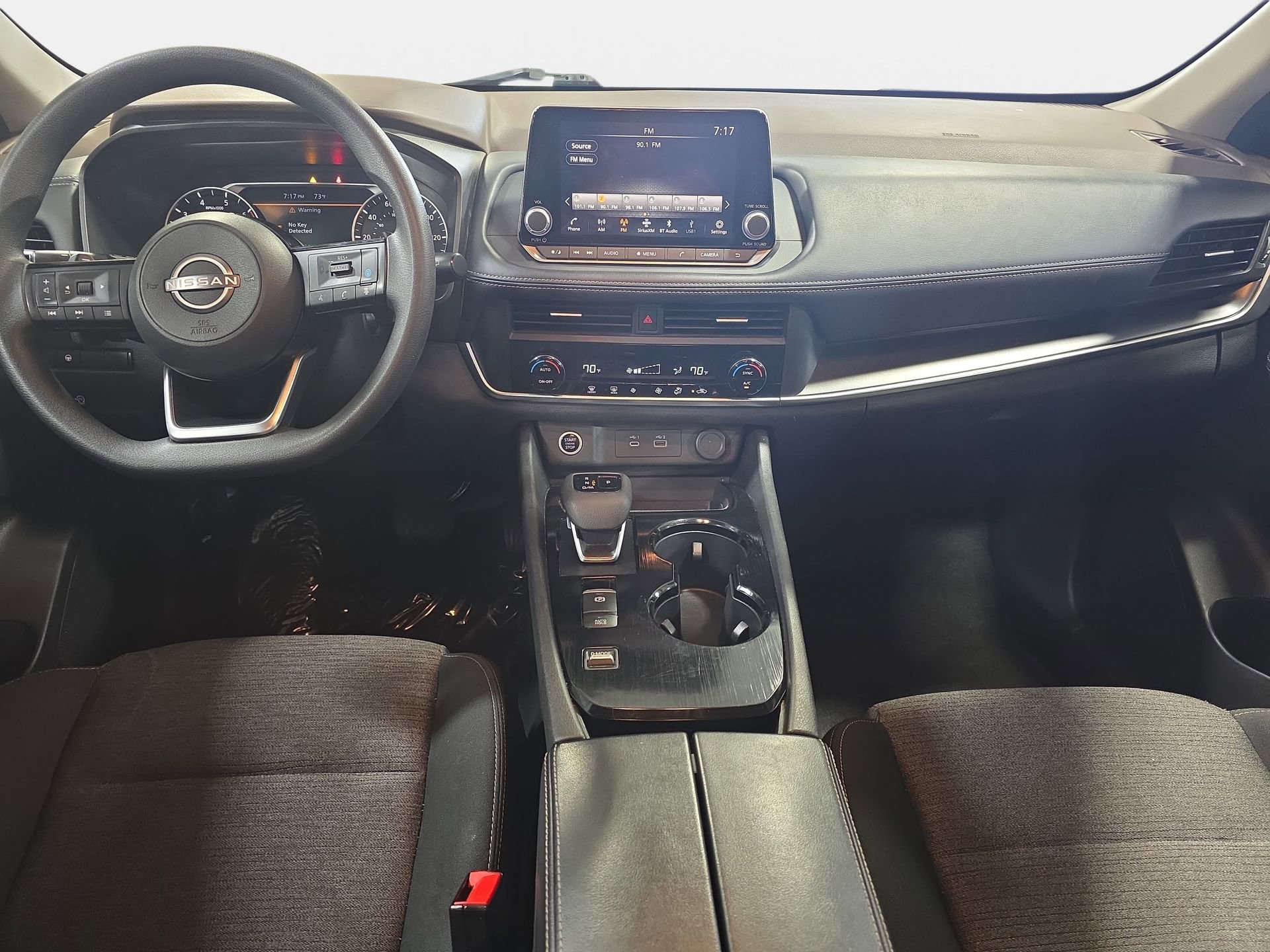 Used 2023 Nissan Rogue SV FWD image 9