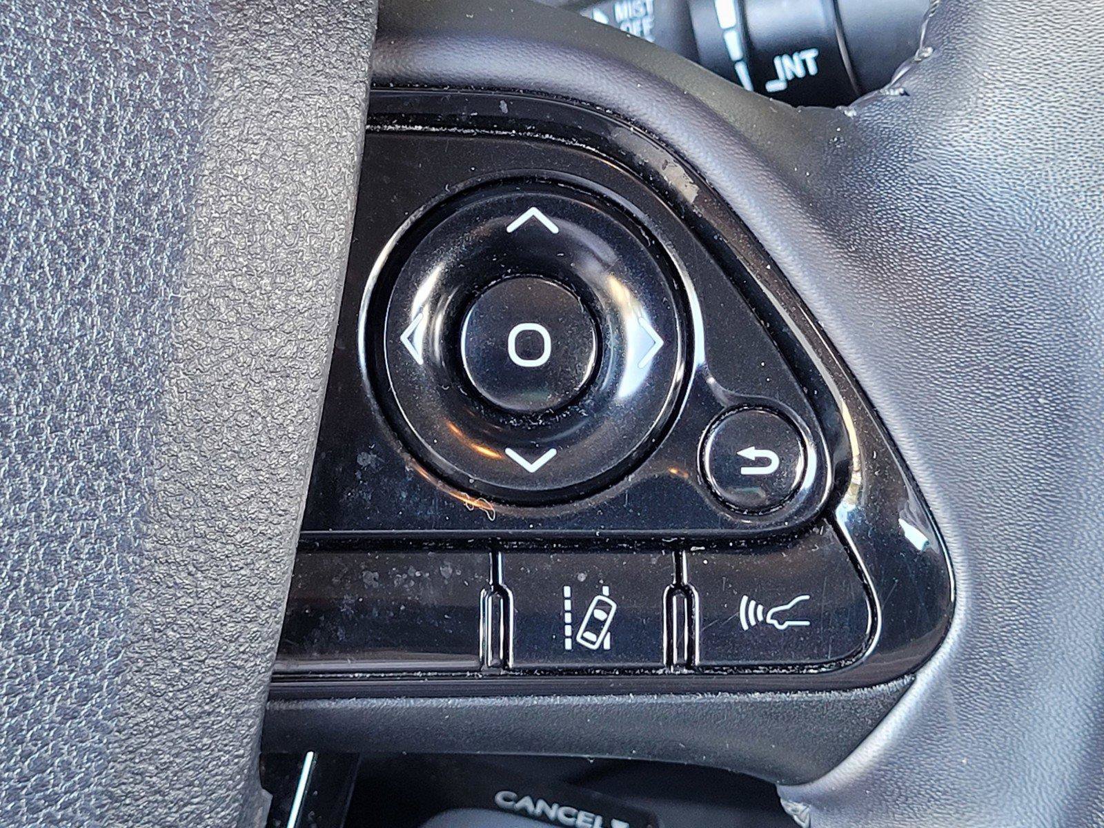 Used 2020 Toyota Prius Prime XLE FWD image 30