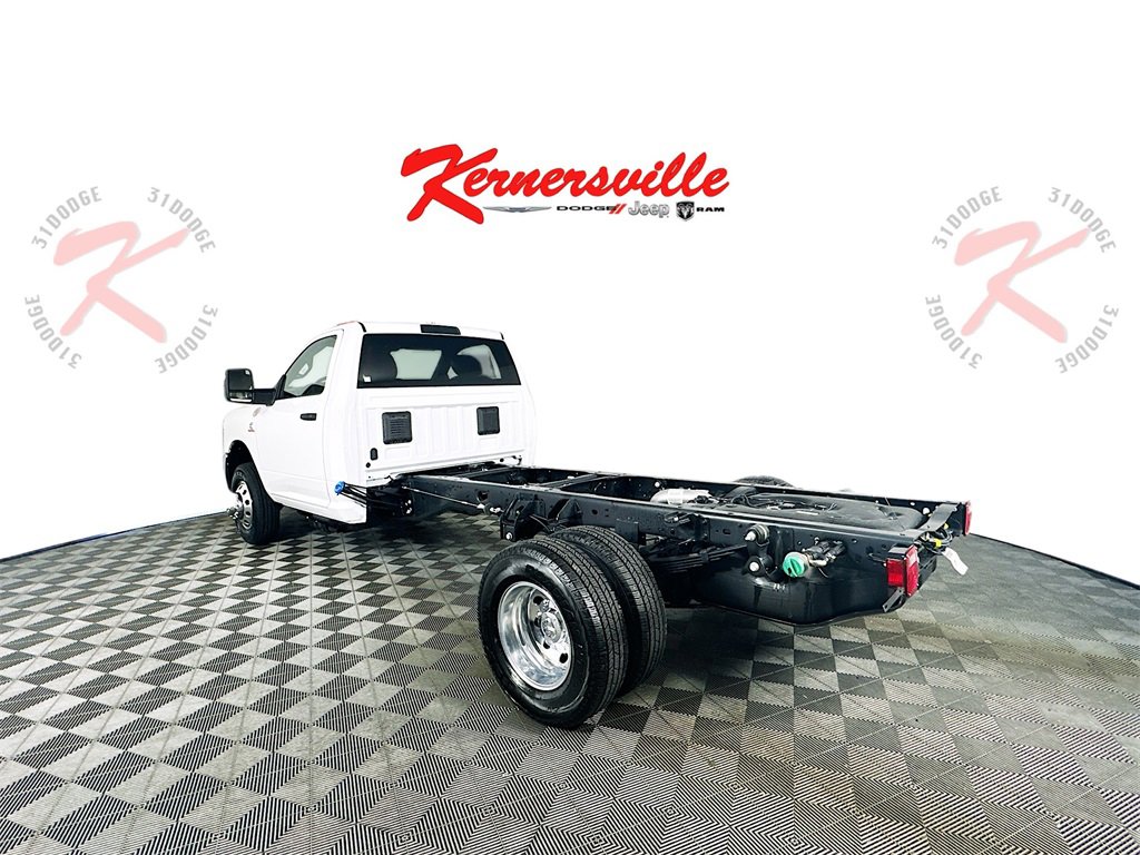 New 2025 RAM 3500 Tradesman image 5