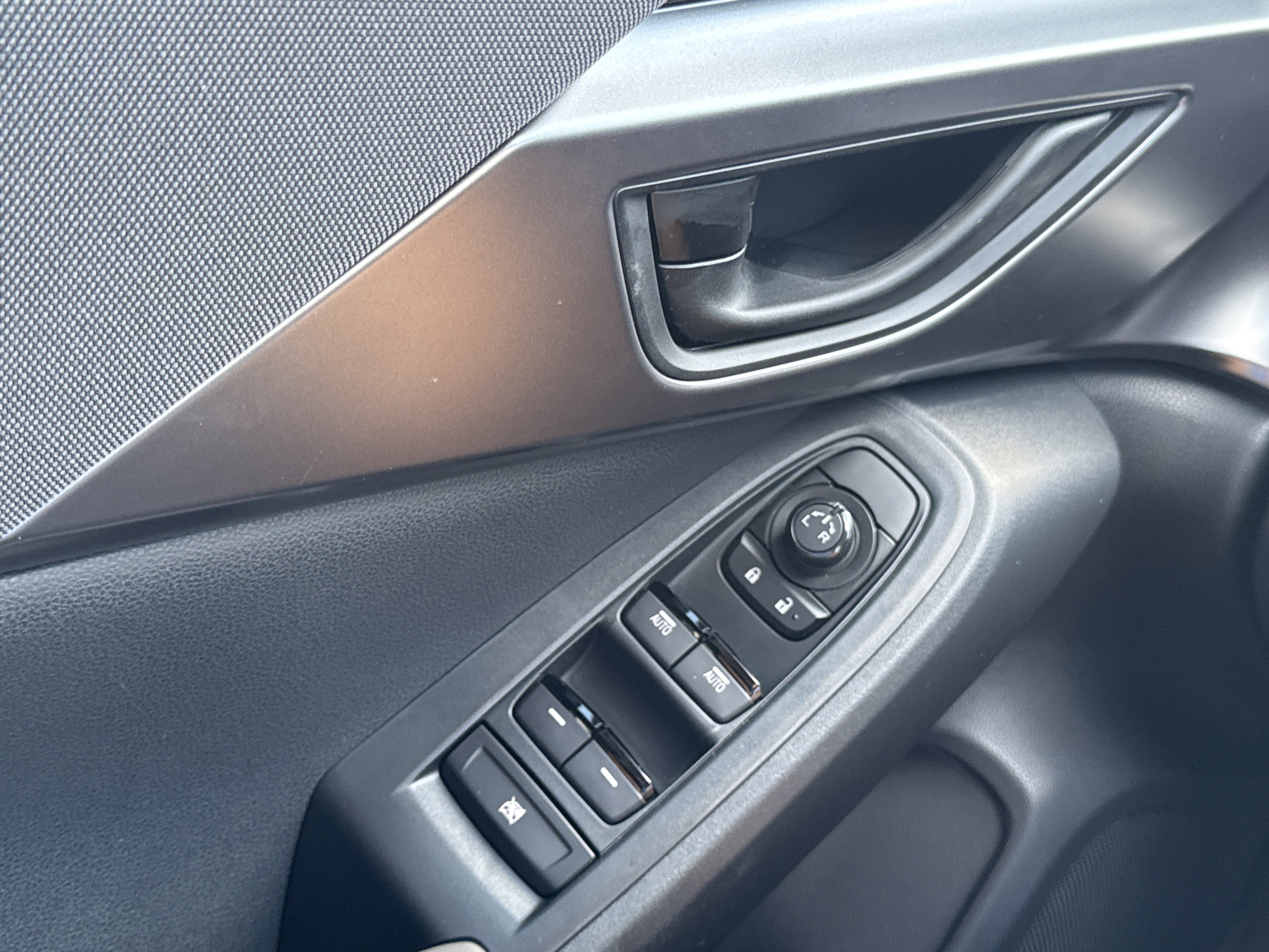 Certified 2025 Subaru Impreza 2.0i image 21