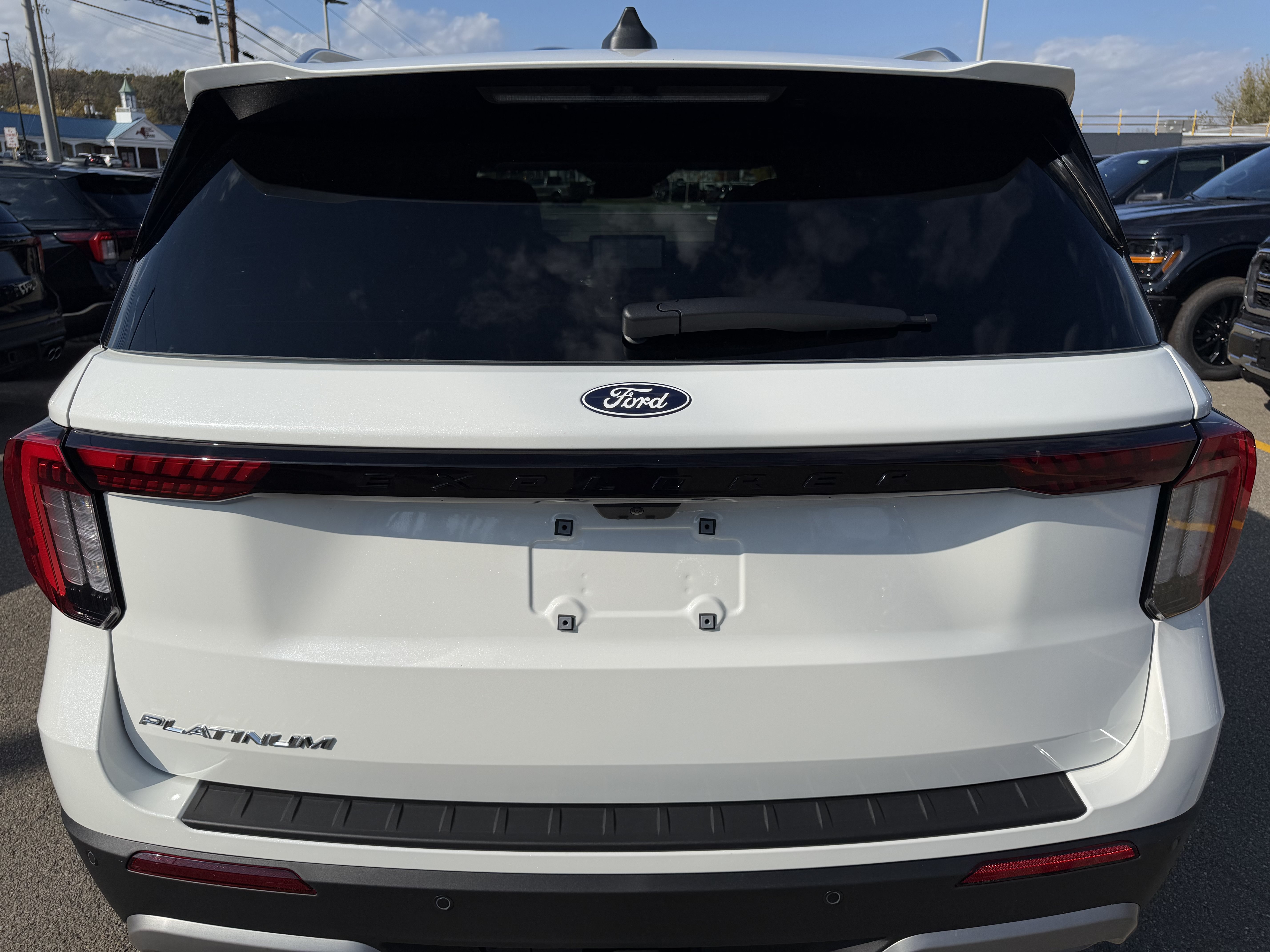 New 2027 Ford Explorer Platinum w/ LUX Leather Package AWD/4WD image 6