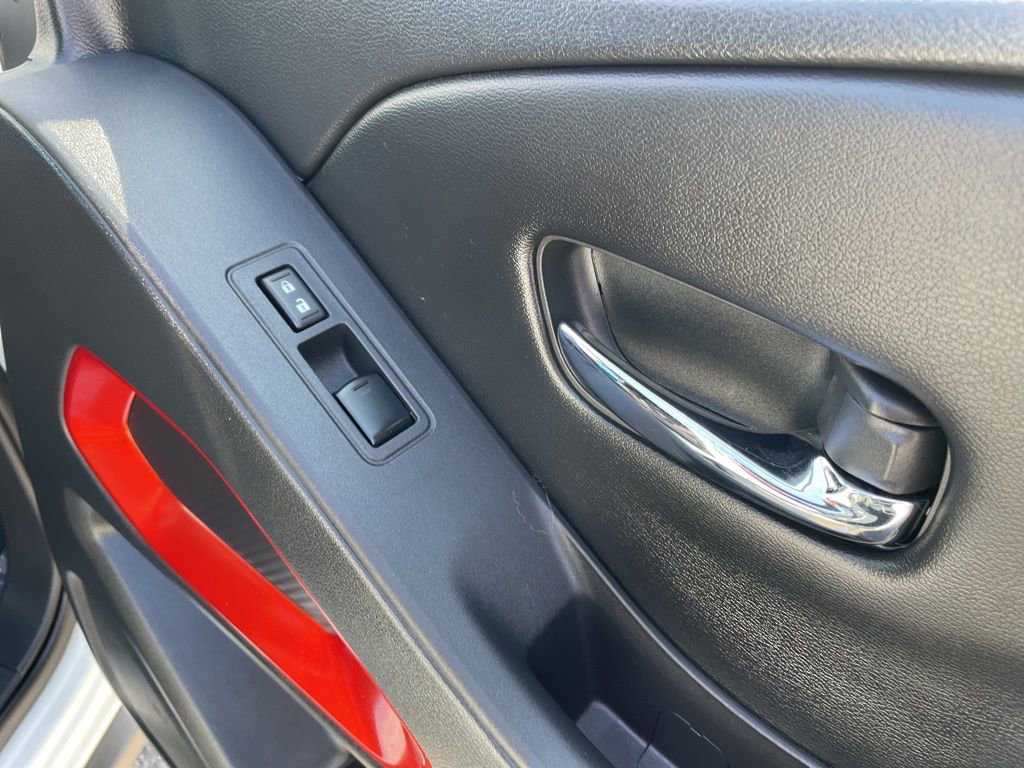 Used 2025 Nissan Frontier PRO-4X AWD/4WD image 29