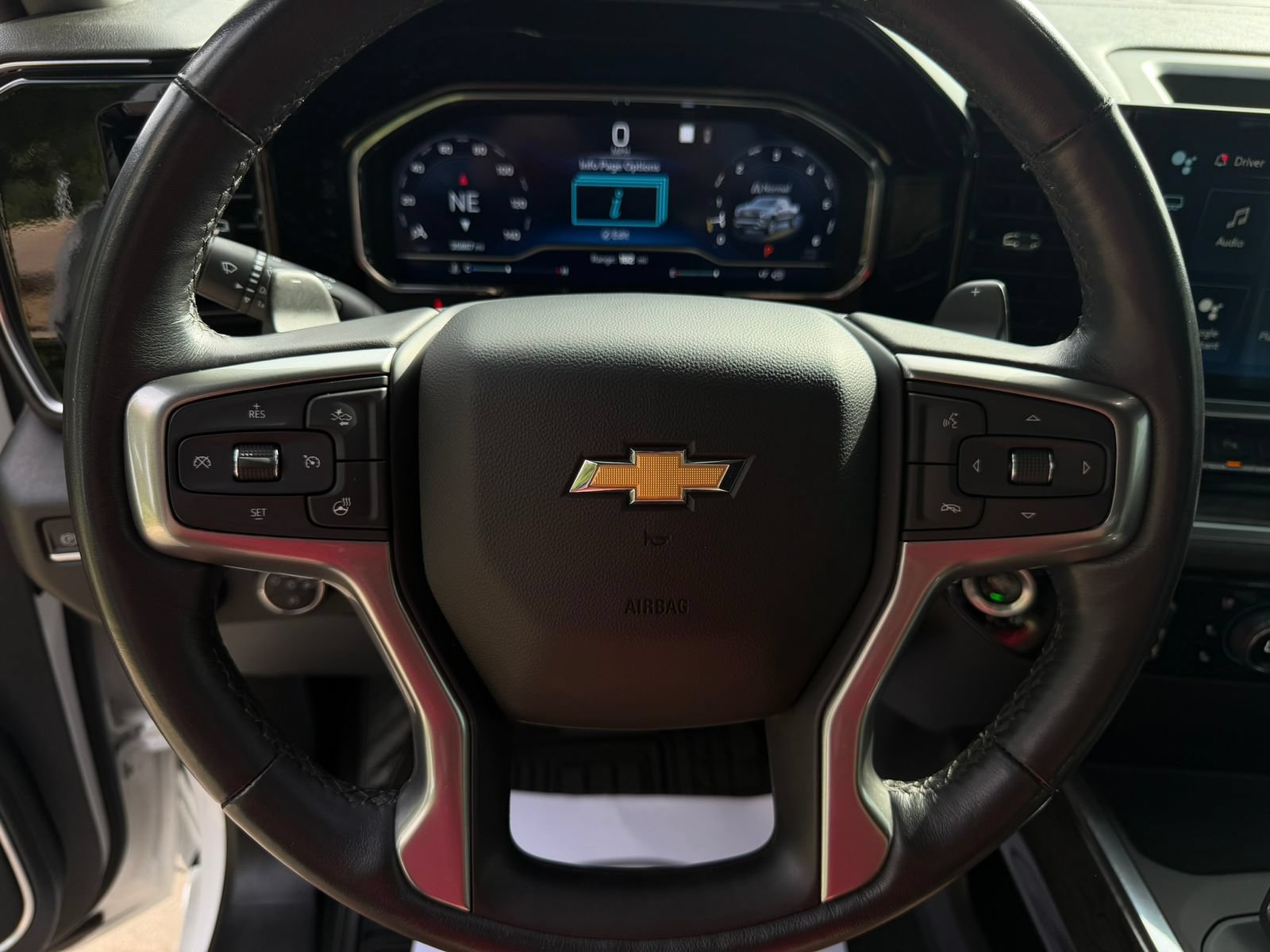Used 2022 Chevrolet Silverado 1500 LTZ w/ Technology Package RWD image 22