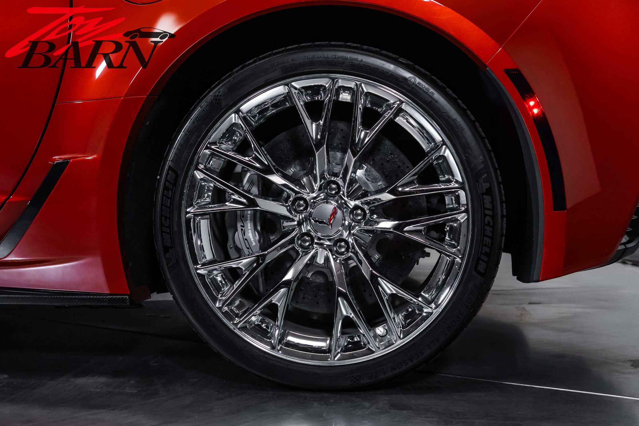 Used 2015 Chevrolet Corvette Z06 w/ 3LZ Preferred Equipment Group RWD image 24