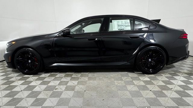 New 2026 BMW M5 w/ Carbon Package image 4