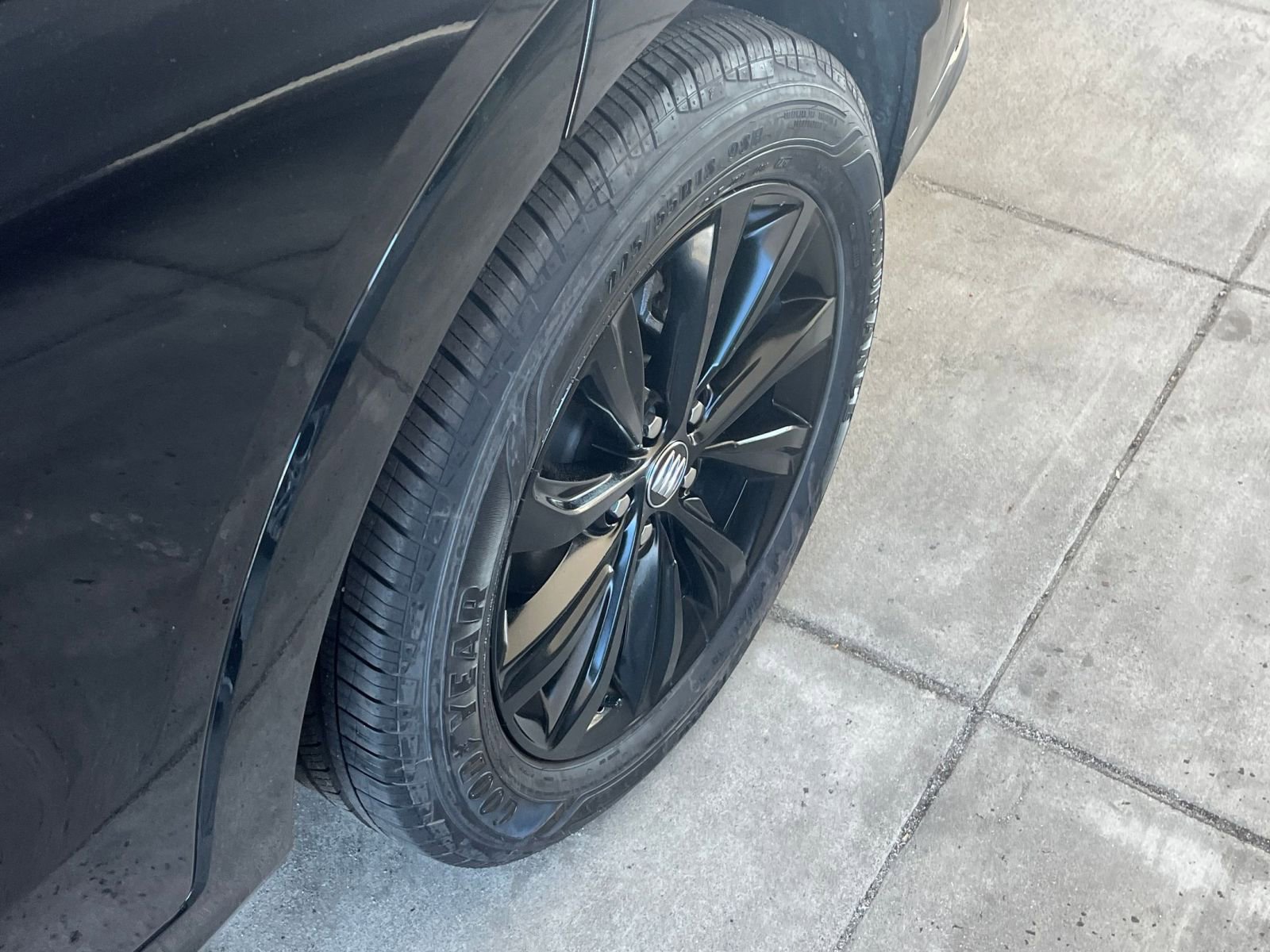 Used 2025 Buick Envista Sport Touring image 31