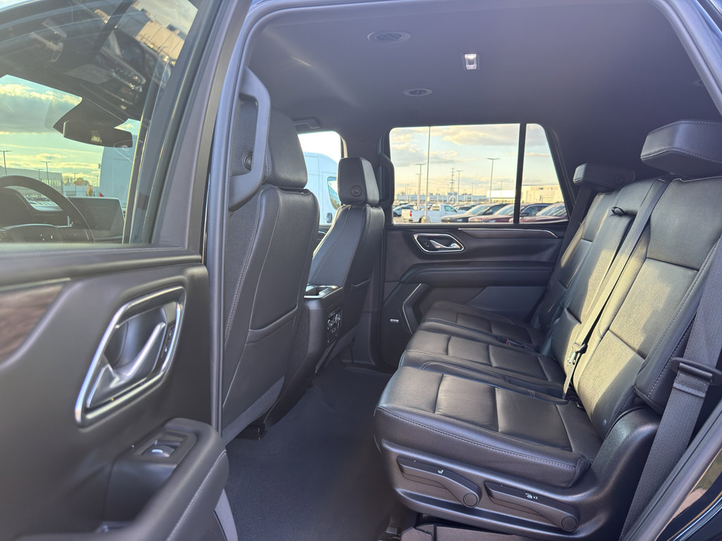 Used 2023 Chevrolet Tahoe Z71 w/ Z71 Off-Road Package image 28