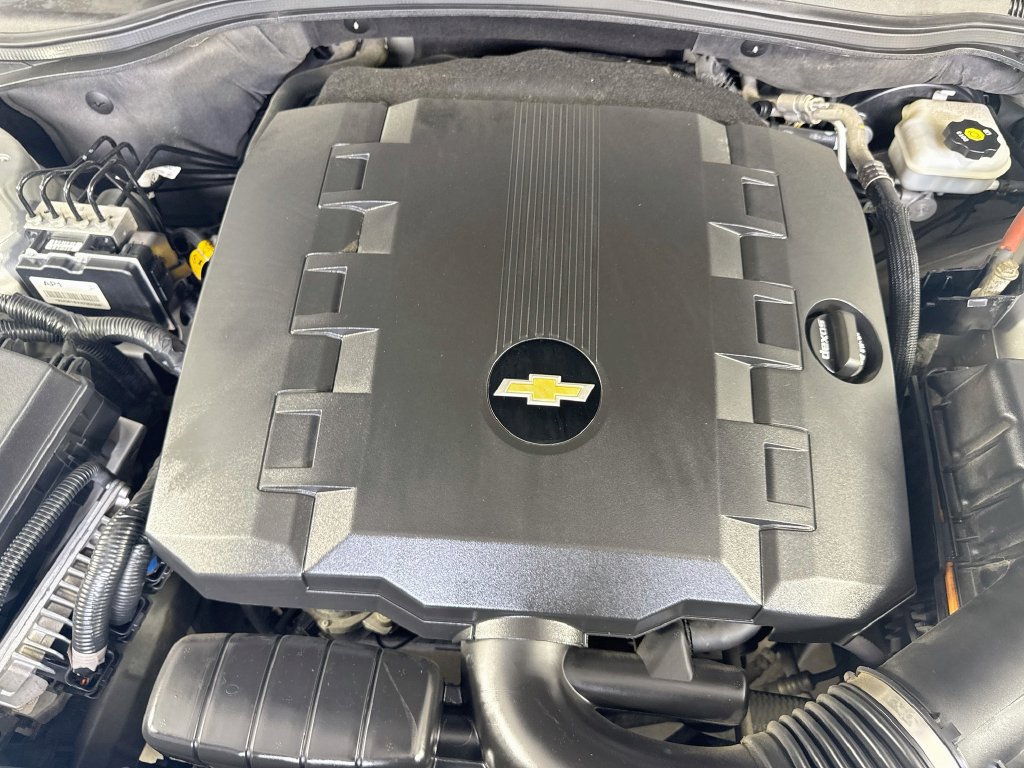 Used 2014 Chevrolet Camaro LS RWD image 32