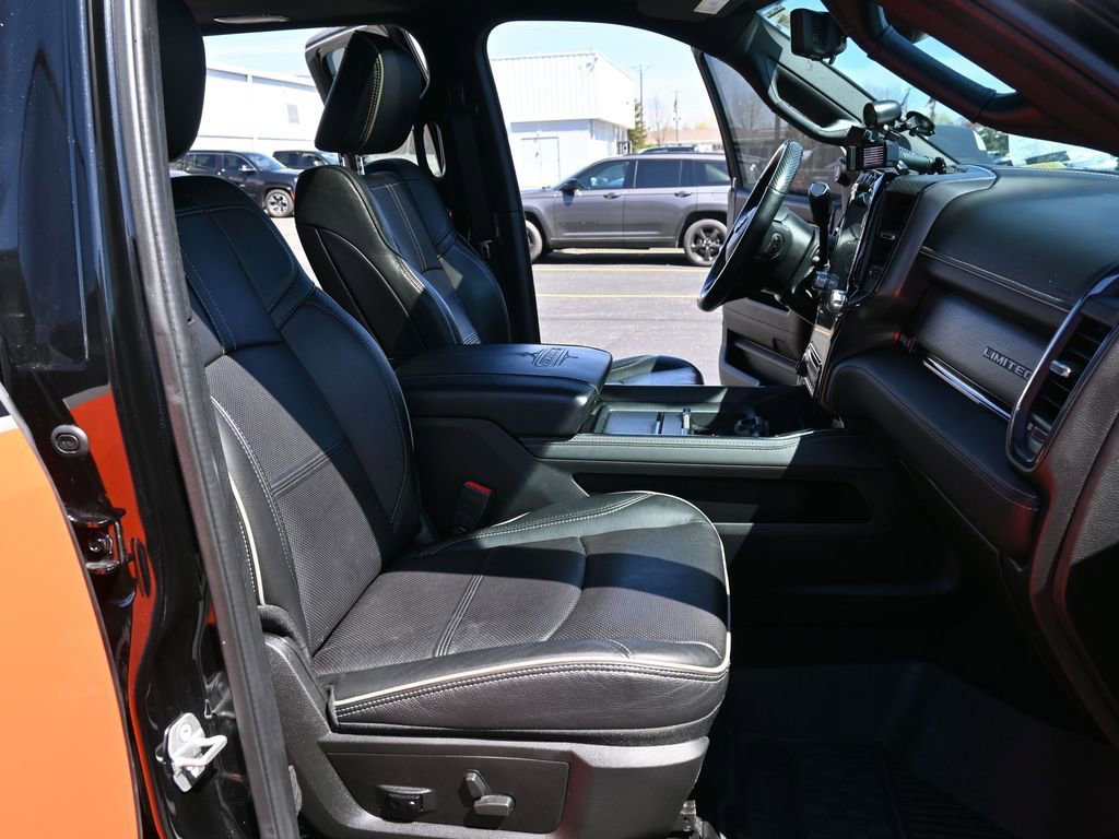 Used 2022 RAM 2500 Limited AWD/4WD image 21