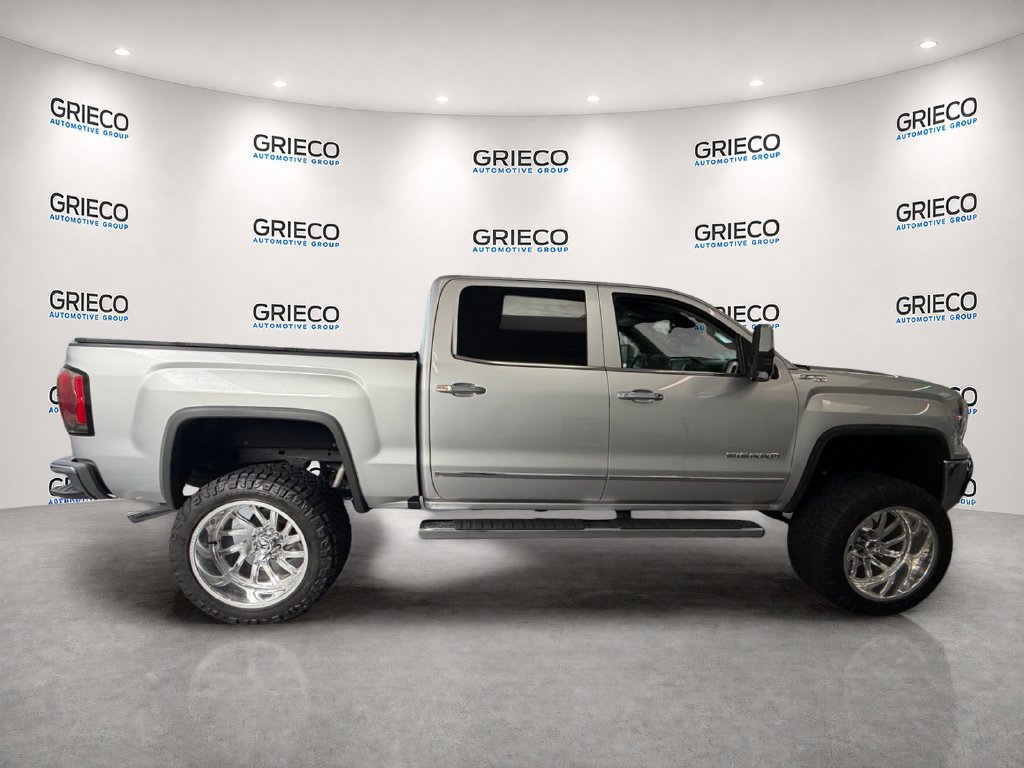 Used 2018 GMC Sierra 1500 SLT AWD/4WD image 8