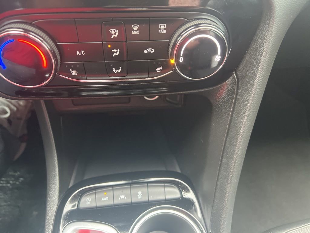 Certified 2022 Buick Encore GX Preferred w/ Cold Weather Comfort Package image 38