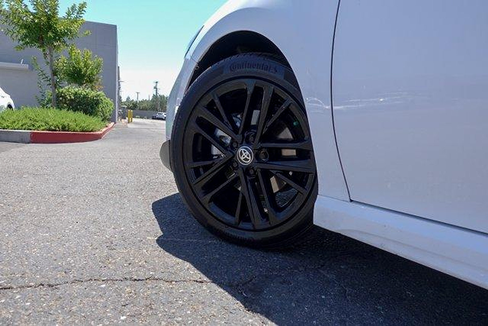 Certified 2025 Toyota Camry SE w/ Convenience Package FWD image 8