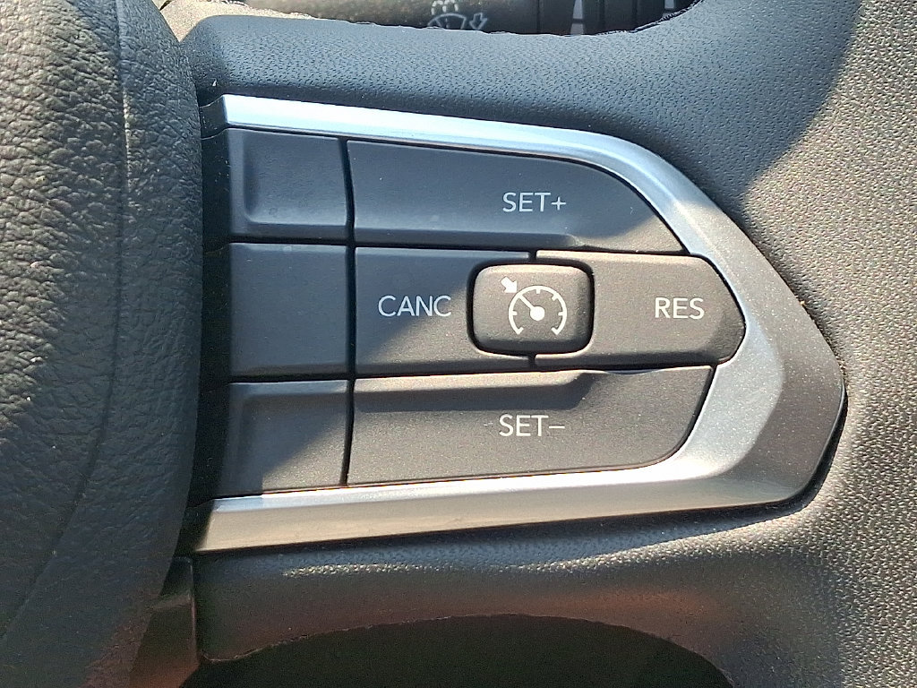 Used 2024 Jeep Compass Latitude AWD/4WD image 22