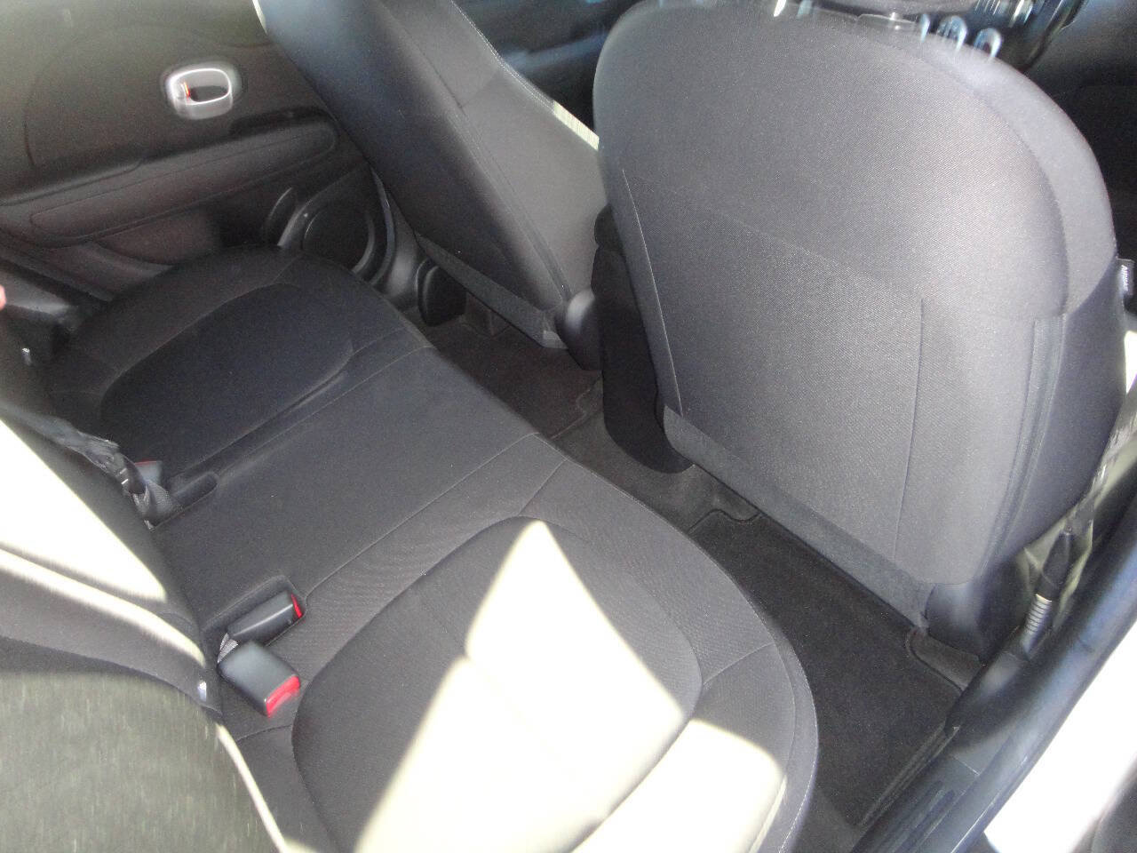 Used 2015 Kia Soul FWD image 11