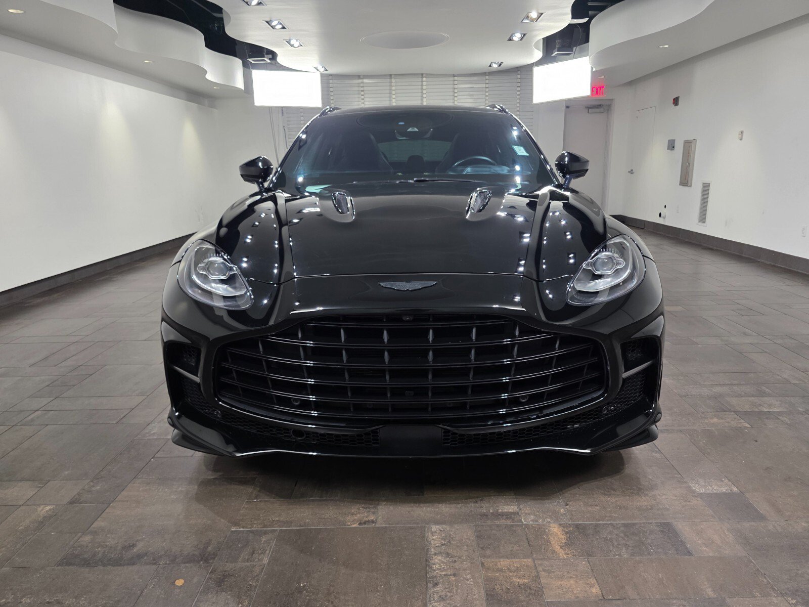 Used 2023 Aston Martin DBX 707 AWD/4WD image 7