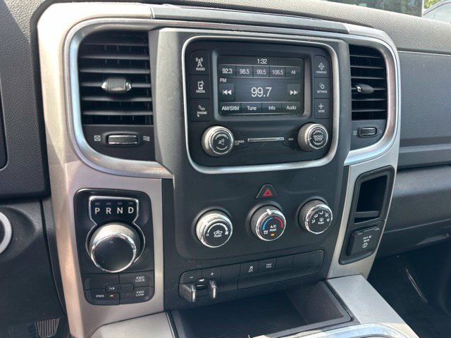Used 2017 RAM 1500 Classic SLT w/ SLT Plus D←cor Group AWD/4WD image 4