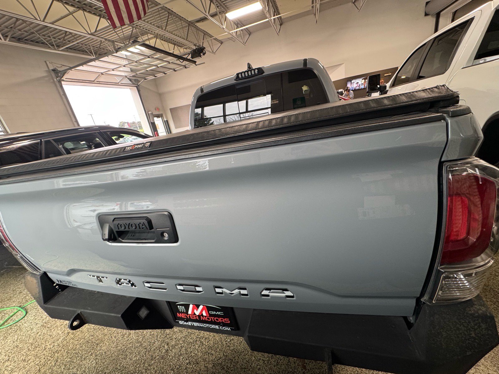 Used 2021 Toyota Tacoma TRD Sport AWD/4WD image 6