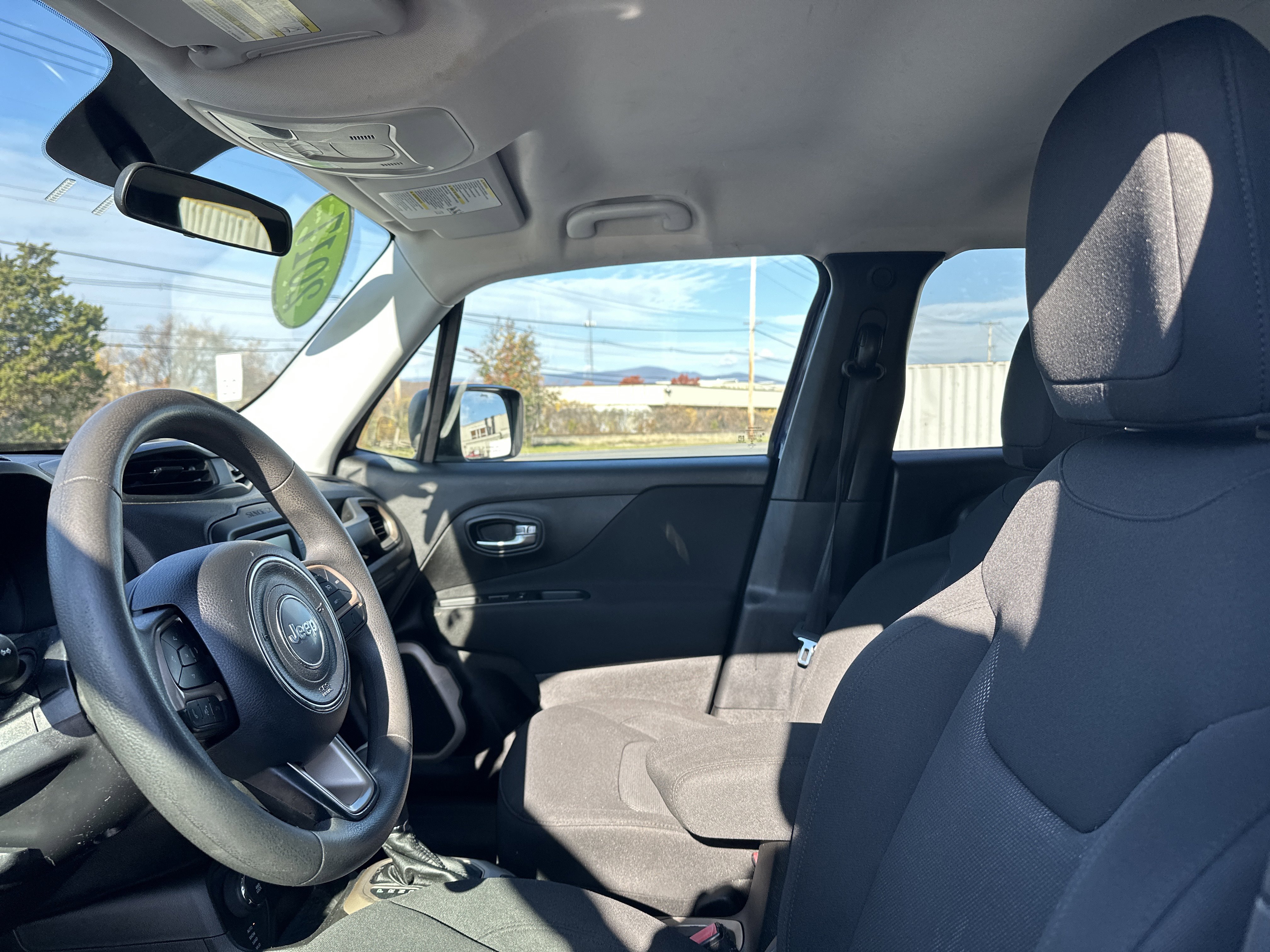 Used 2017 Jeep Renegade Sport w/ Power & Air Group image 12