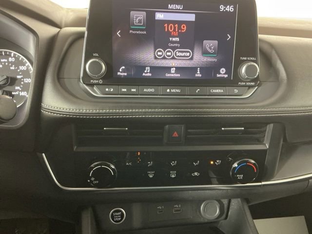 Used 2023 Nissan Rogue S AWD/4WD image 18
