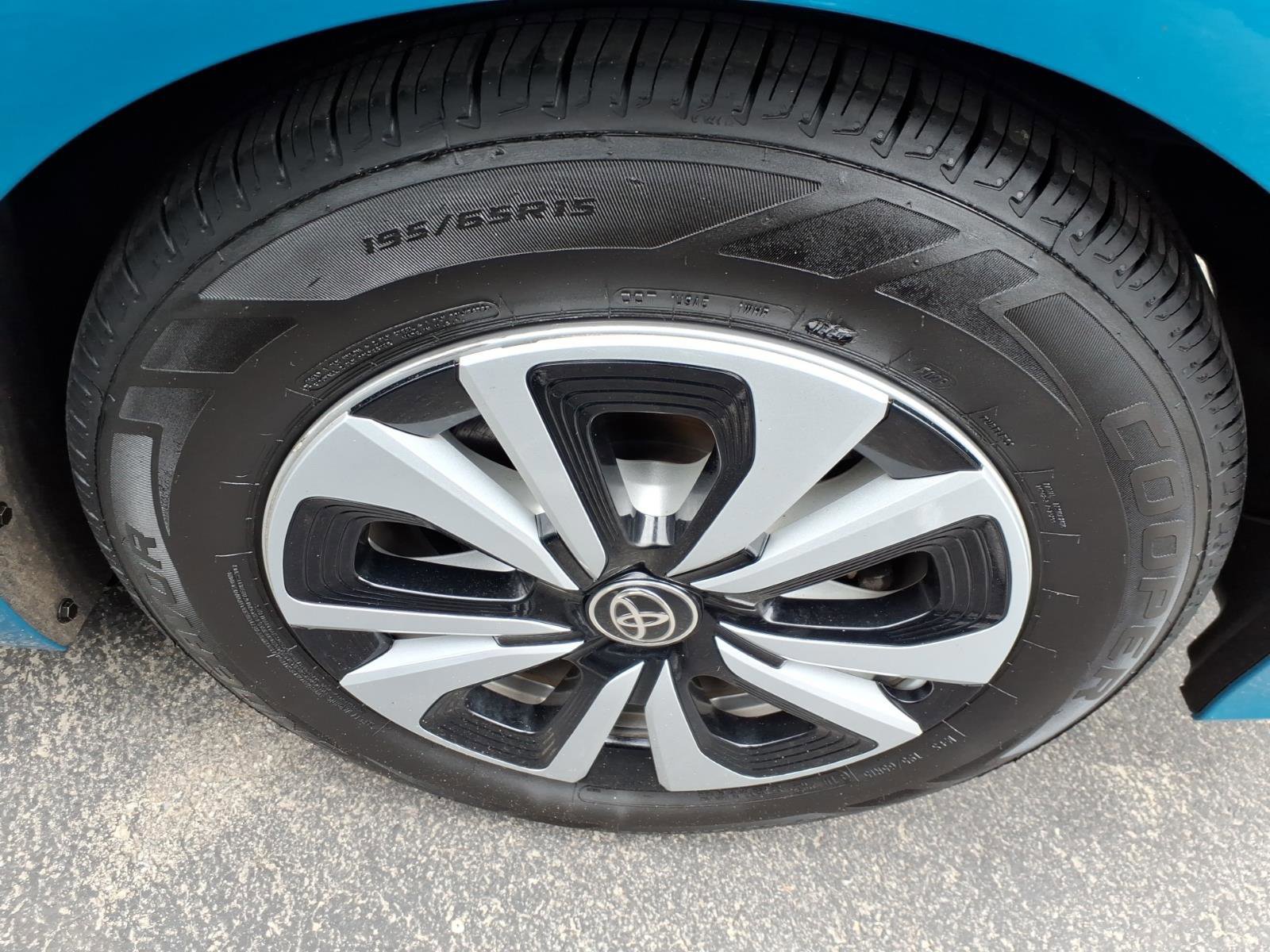 Used 2019 Toyota Prius Prime Plus image 9