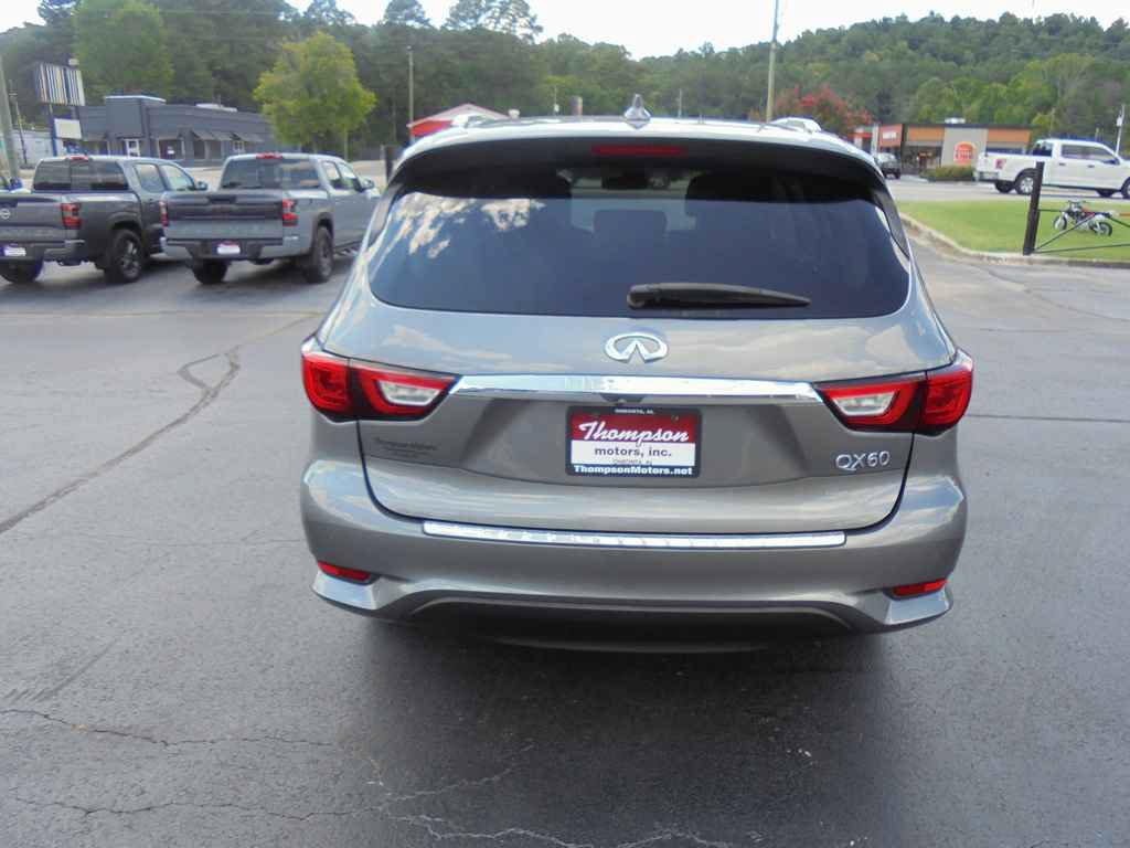 Used 2018 INFINITI QX60 Luxe w/ Premium Plus Package AWD/4WD image 4