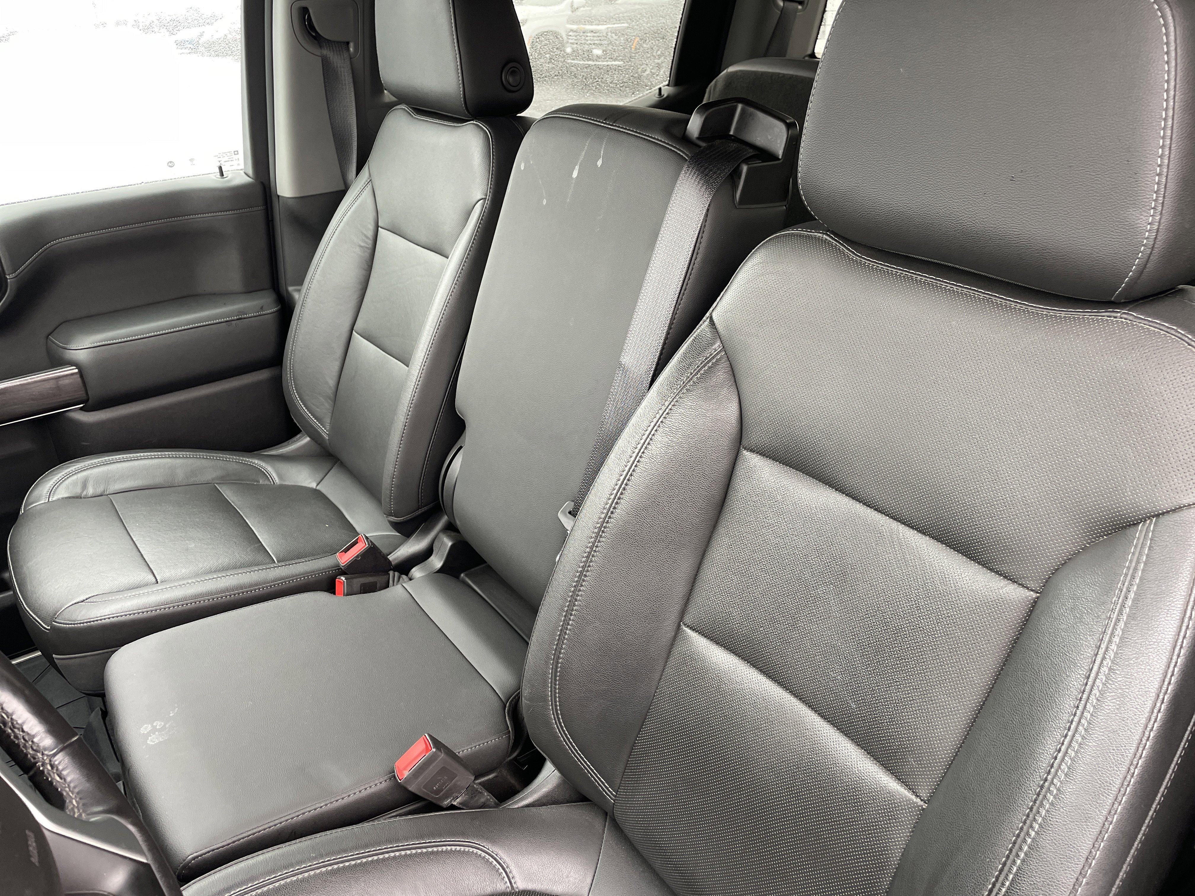 Used 2019 Chevrolet Silverado 1500 LTZ image 40