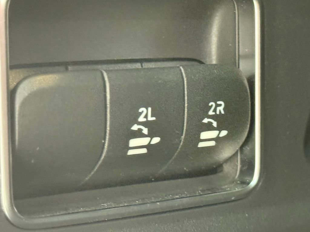 Used 2026 Mercedes-Benz GLS 450 4MATIC image 56