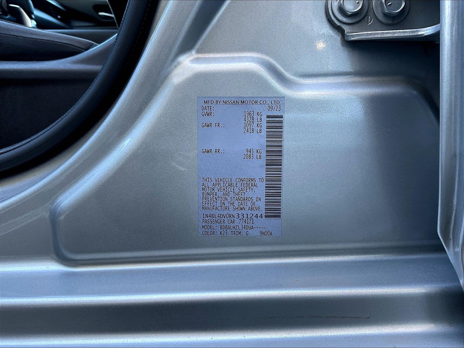 Used 2024 Nissan Altima 2.5 SV FWD image 18