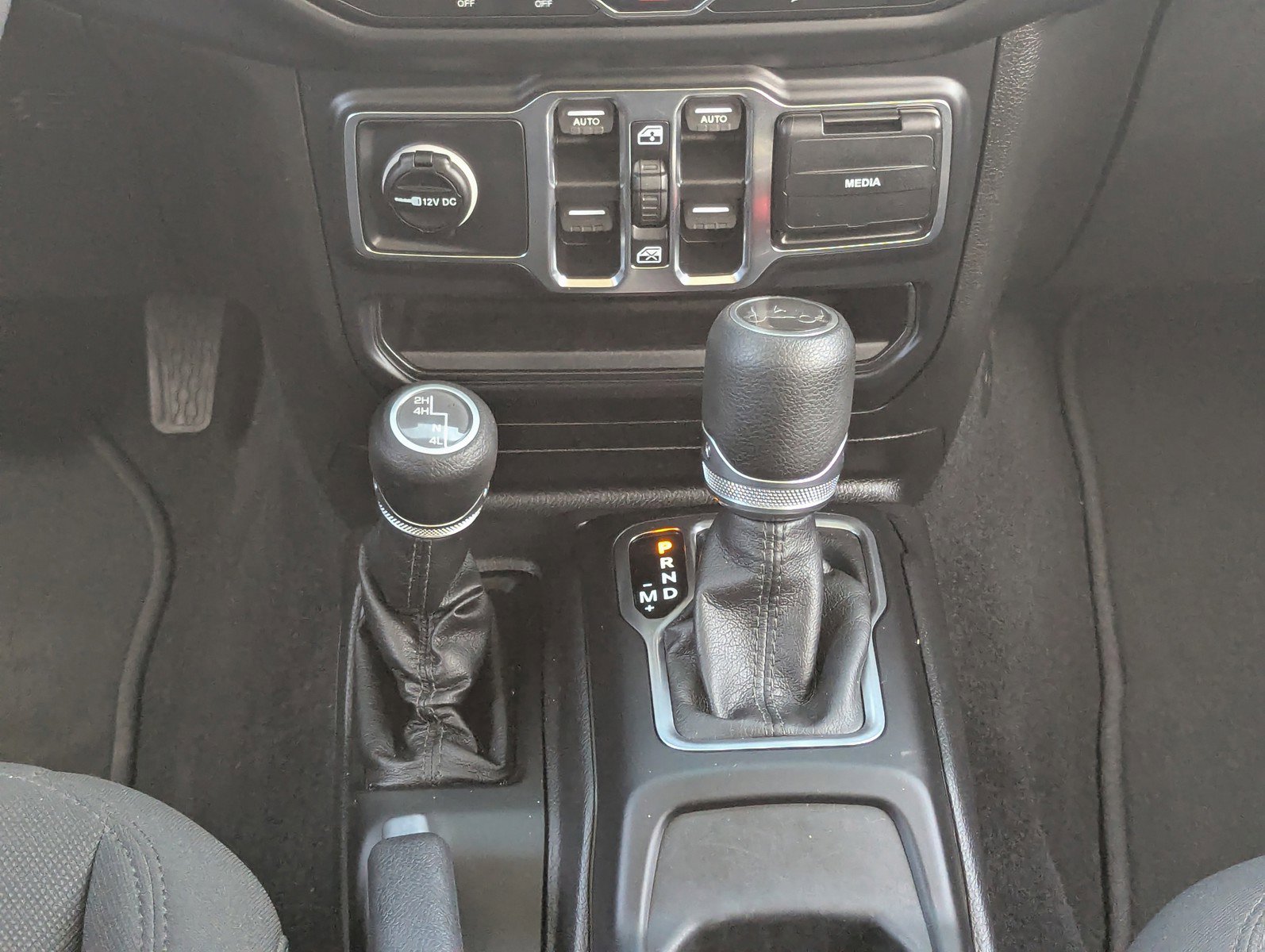 Used 2019 Jeep Wrangler Unlimited Sport S image 21