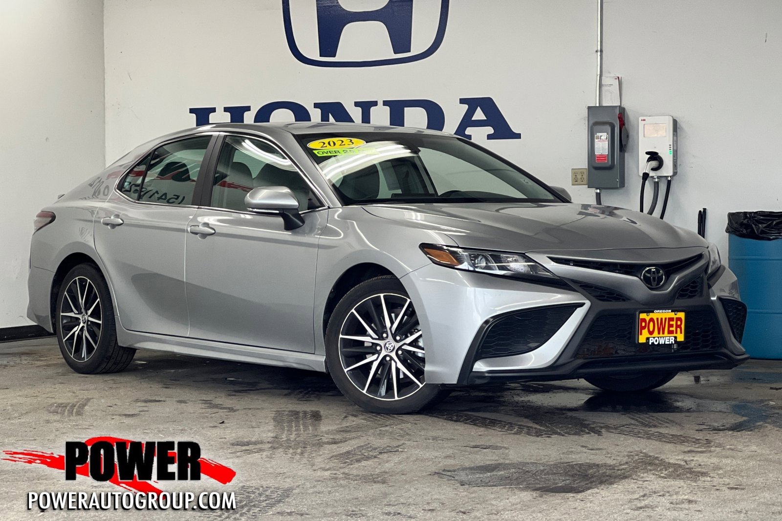Used 2023 Toyota Camry SE