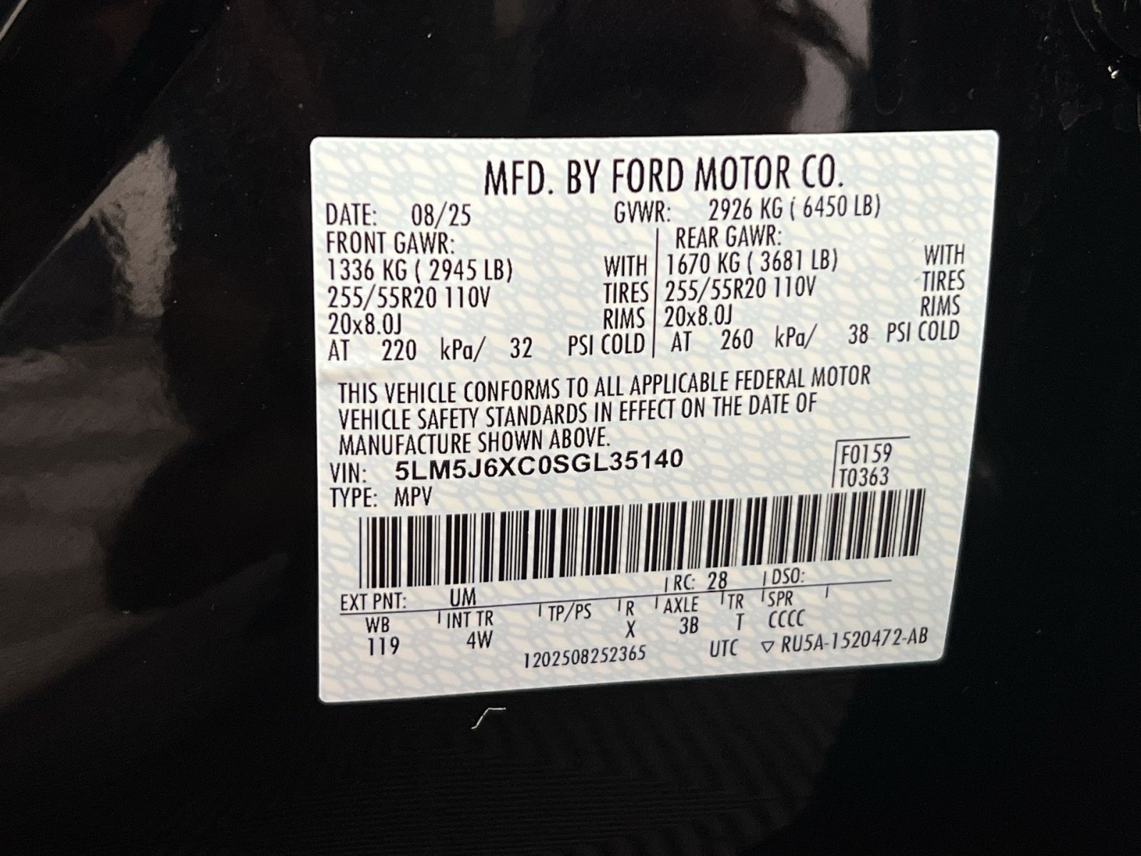 Used 2025 Lincoln Aviator AWD image 32