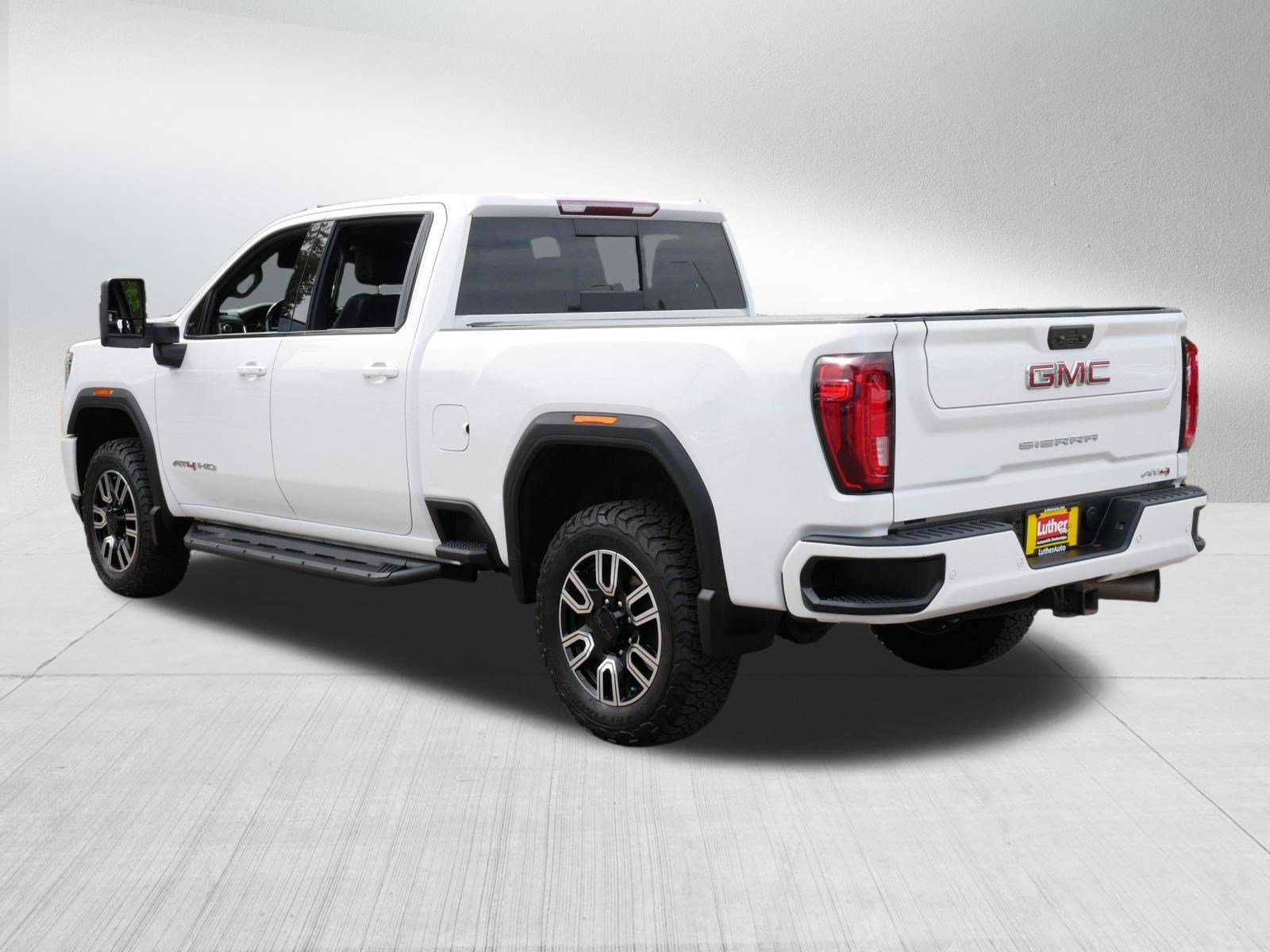 Used 2020 GMC Sierra 2500 AT4 w/ AT4 Premium Package AWD/4WD image 5