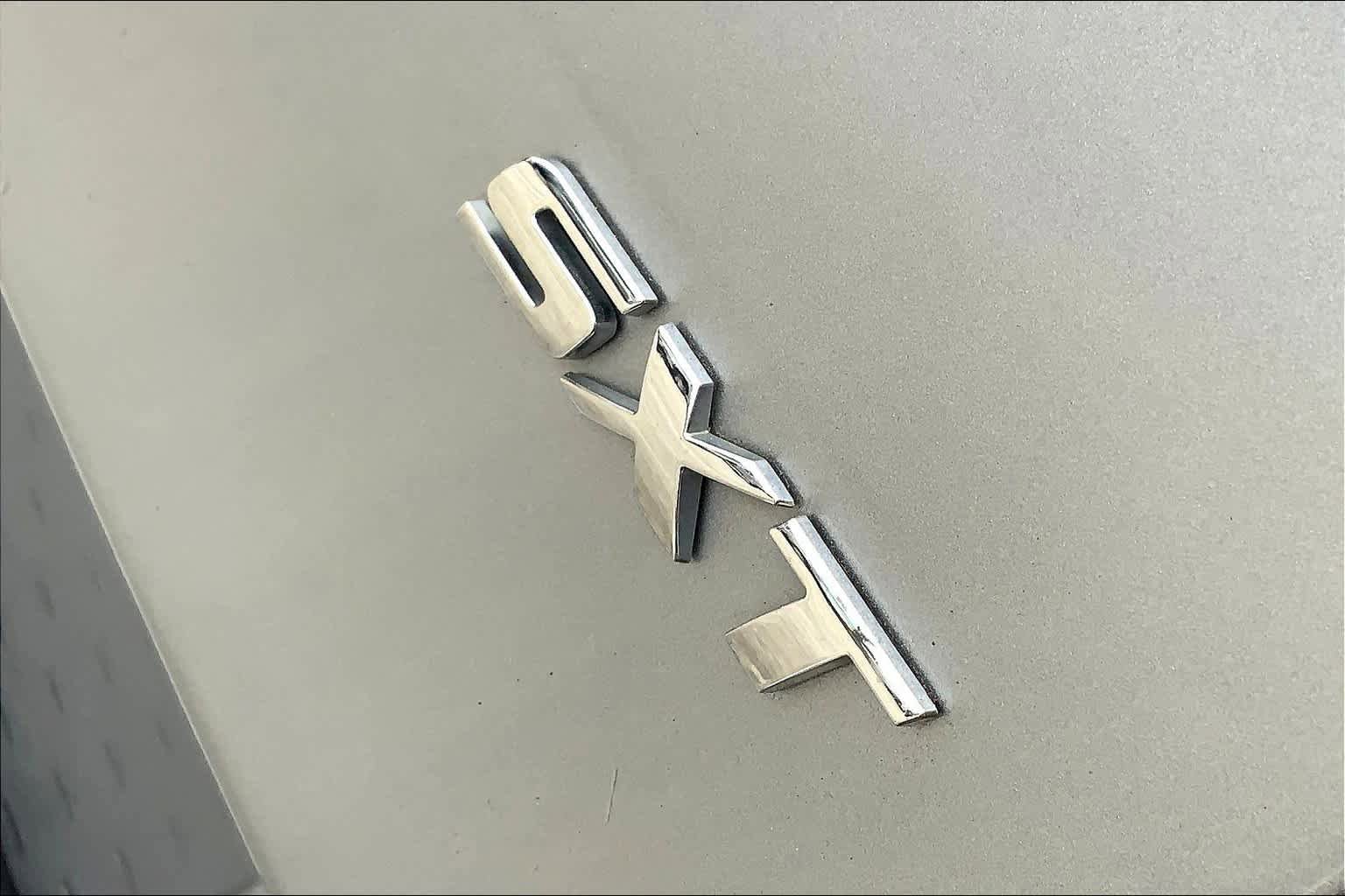 Used 2020 Dodge Grand Caravan SXT image 9