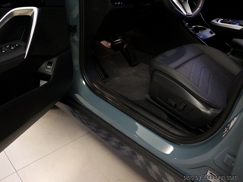 Certified 2024 BMW X2 xDrive28i AWD/4WD image 28