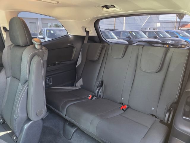 Certified 2024 Subaru Ascent Premium w/ Convenience Package image 14