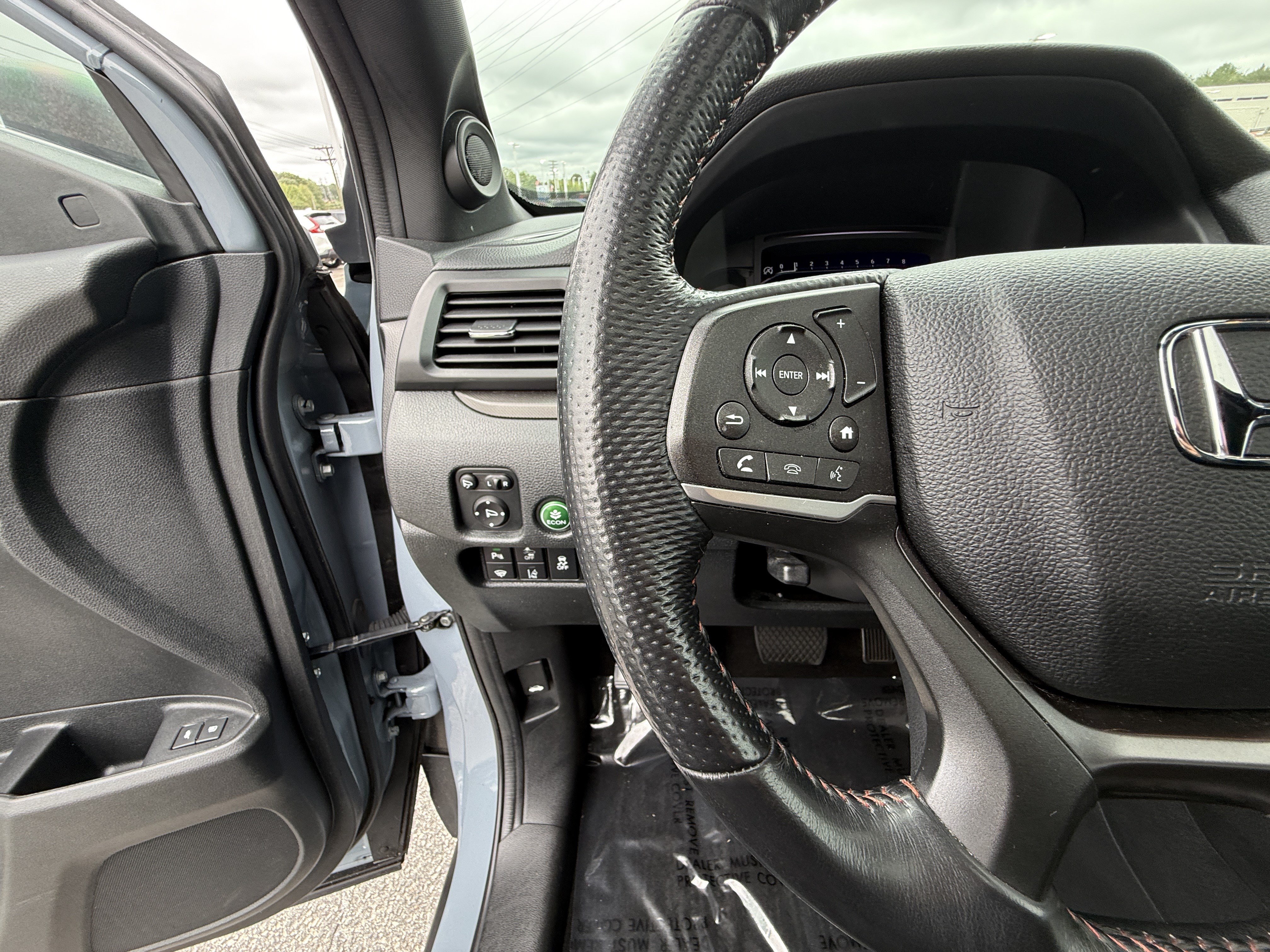 Used 2023 Honda Passport TrailSport image 19