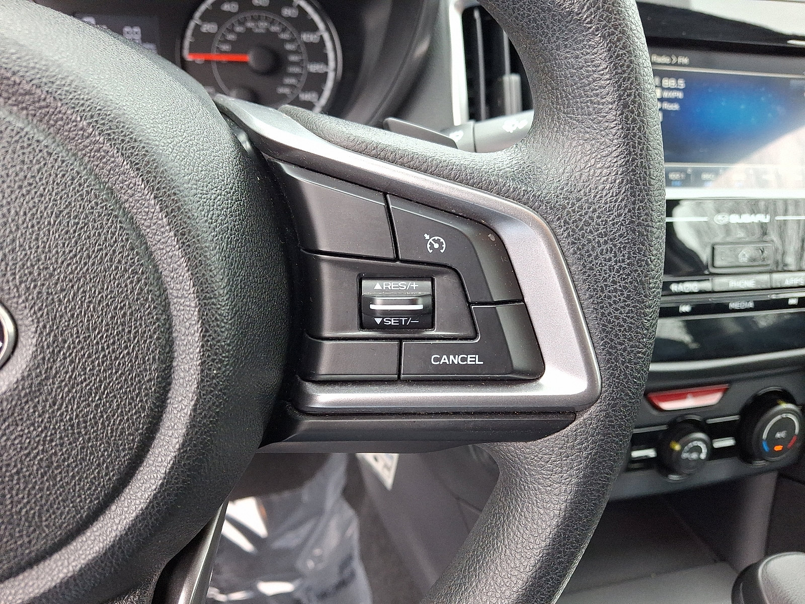 Used 2018 Subaru Impreza 2.0i Premium AWD/4WD image 21